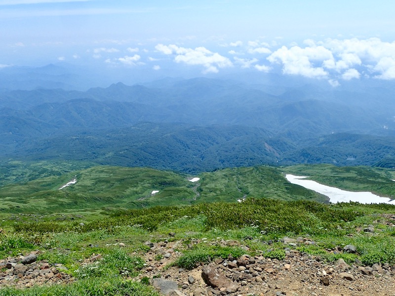 外輪山の南面斜面-スキーに良さそうだ