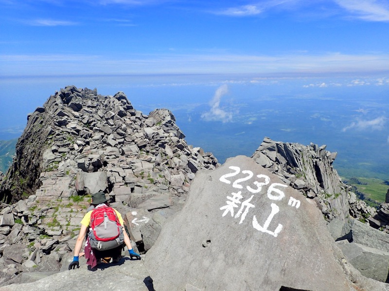 新山-日本海が青い
