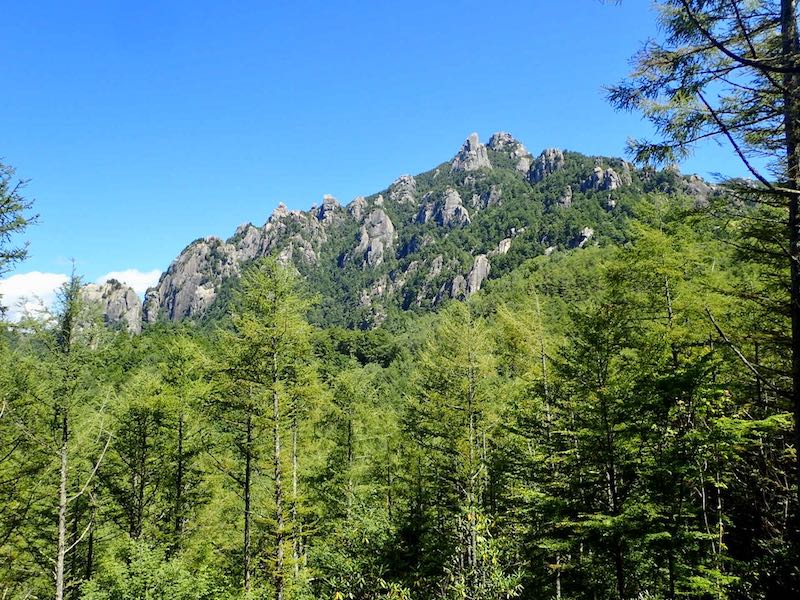 奥秩父・瑞牆山と金峰山　富士見平でテン泊　公共交通