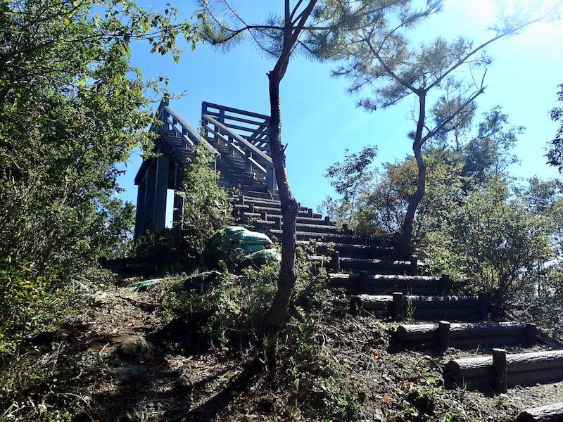 三上山の展望台