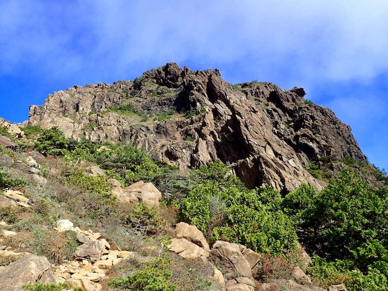 四国・東→西赤石山縦走　登山後は別子銅山跡「住友発祥の地」を見学　　公共交通で赤石山荘跡テント泊　