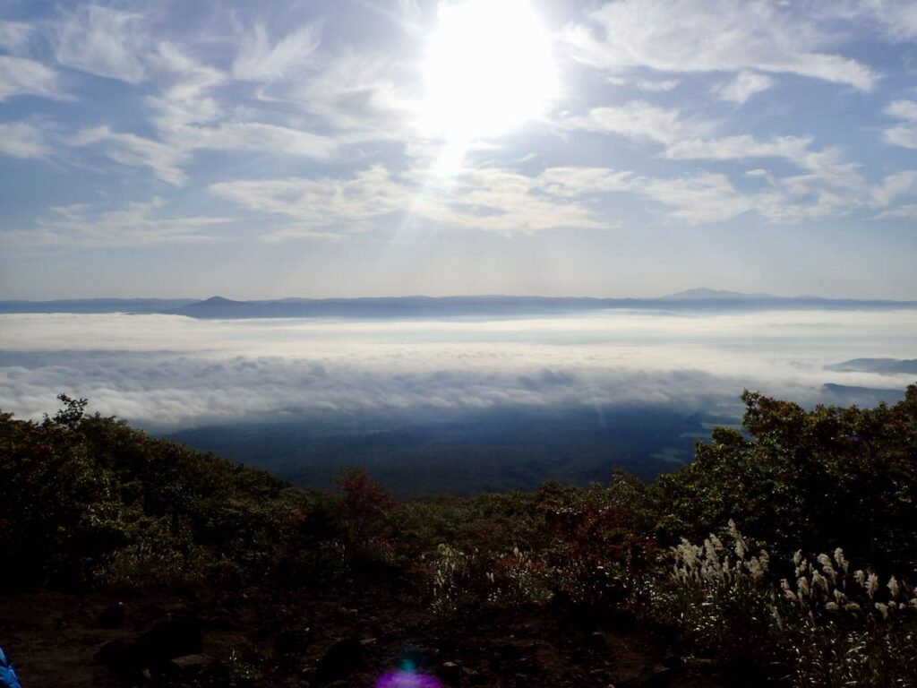 右は早池峰山と教わる