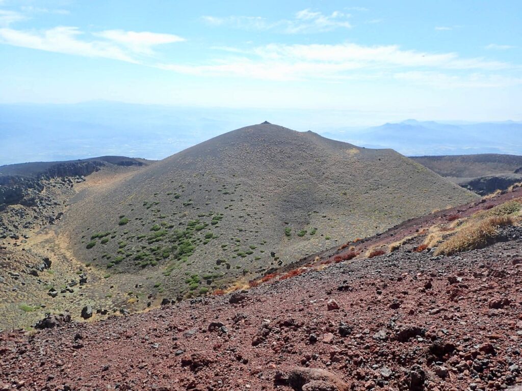 妙高岳は乳房のようだ