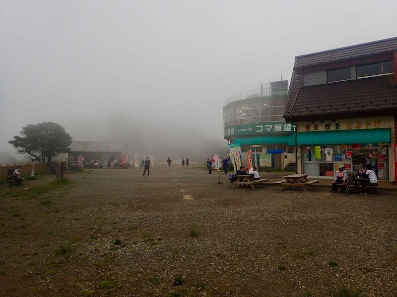 御幸ヶ原にはおみやげ屋さんもある