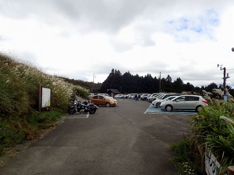 午前11時で第一駐車場は満車でした