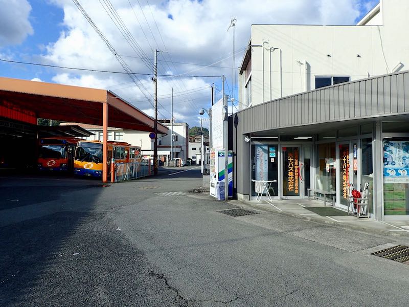 大十バス登山口バス停