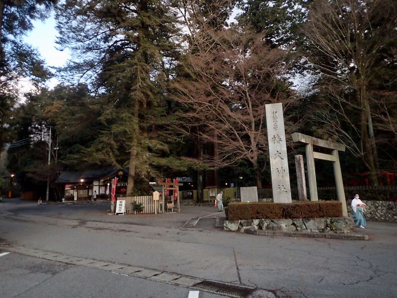 椿大神社は後ほど参るとしよう