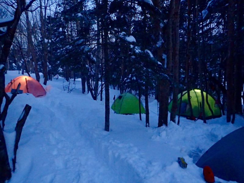 日暮れどきのテン場