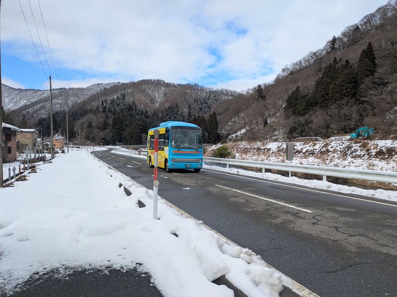 13時30分のバスにギリギリ間に合った