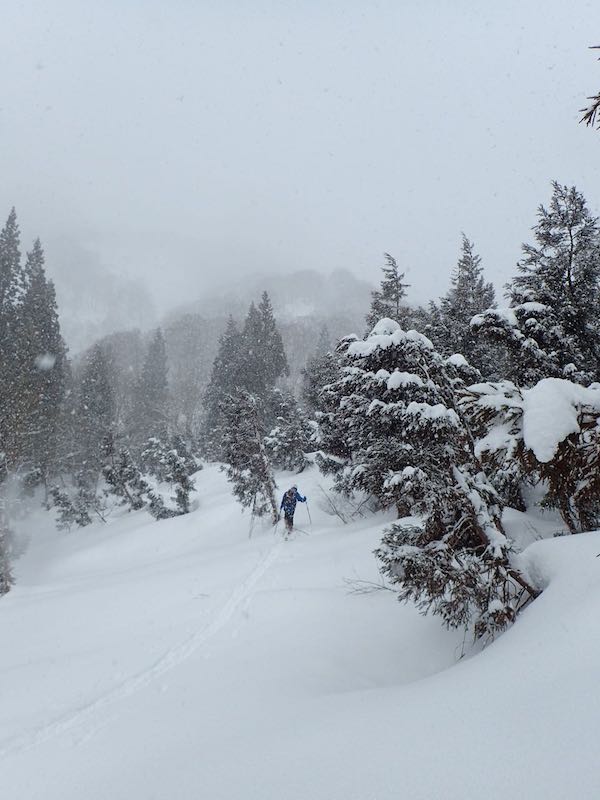 右の尾根に乗り移る