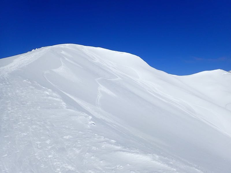 シュプールがたくさんある