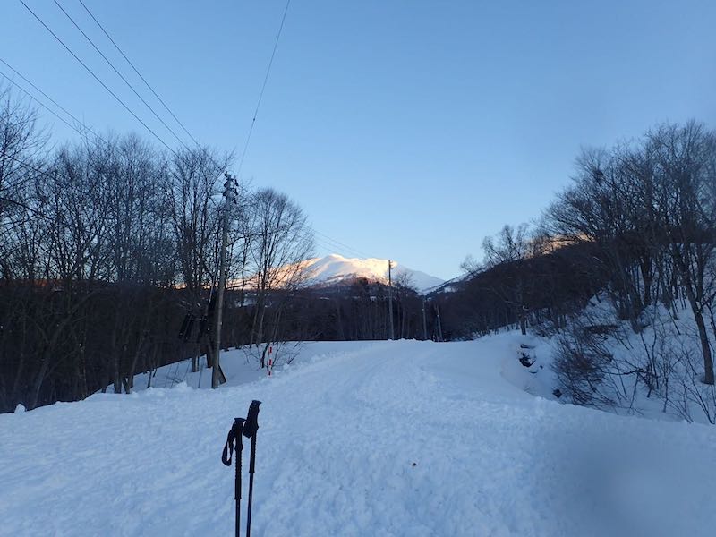 林道終点よりモルゲンロート