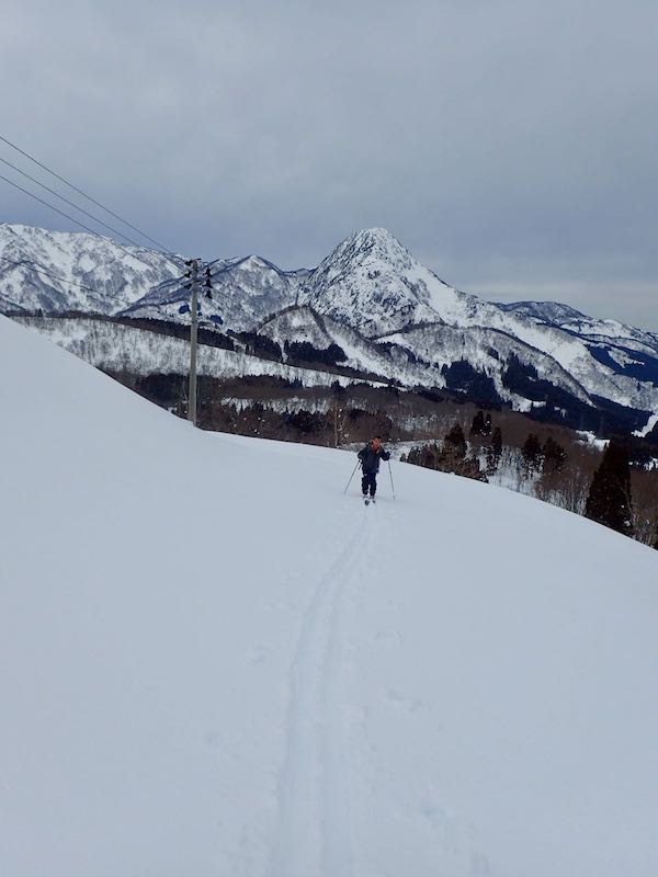 糸魚川・赤禿山　テレマークで里山滑走！
