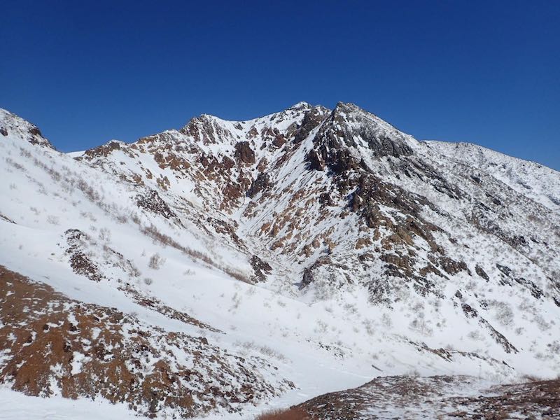 朝日岳がすごい迫力