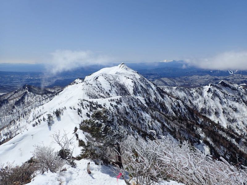 剣ヶ峰を振り返る